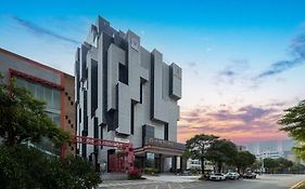深圳市前岸國際酒店